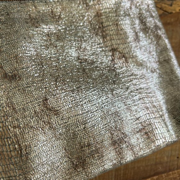 NWT Leatherock Metallic Leather Clutch with Tassel & Zipper. Vintage - Picture 5 of 5